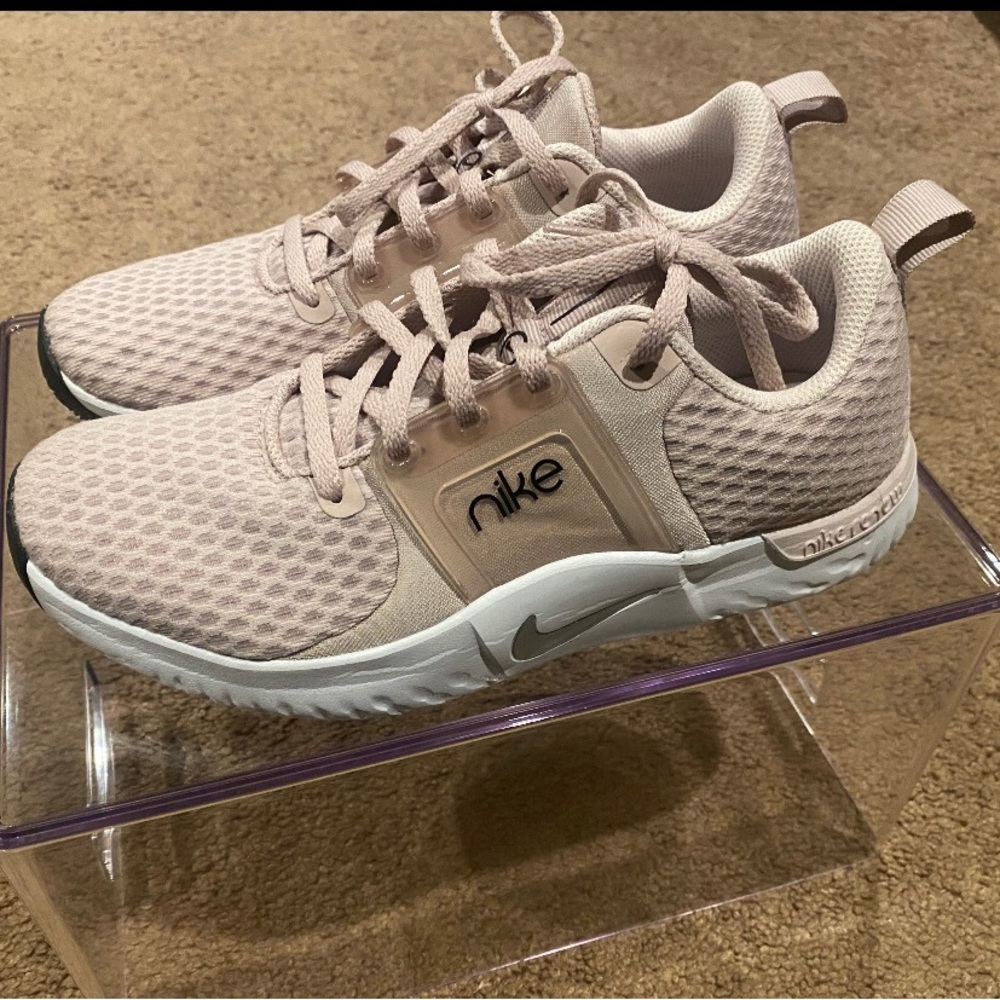 Nike Renew Sneakers